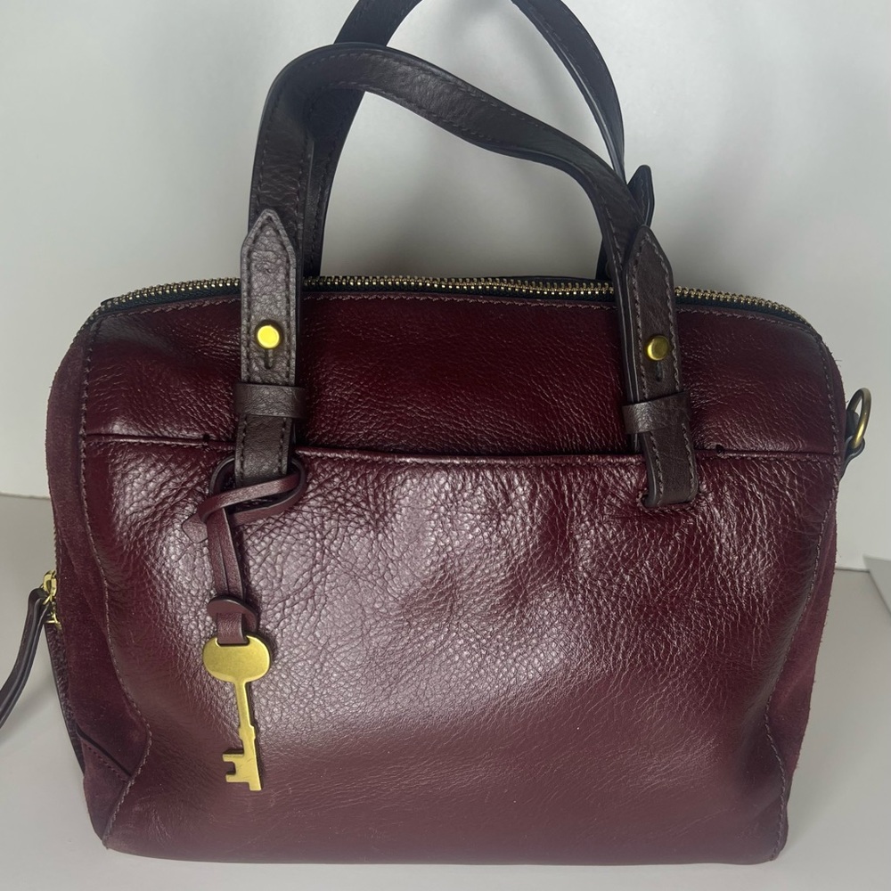 Vintage FOSSIL Elegant Burgundy Leather Handbag